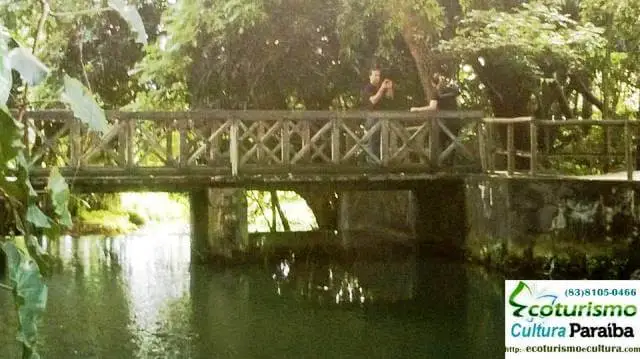 Jardim botânico Benjamin Maranhão: a ponte da entrada