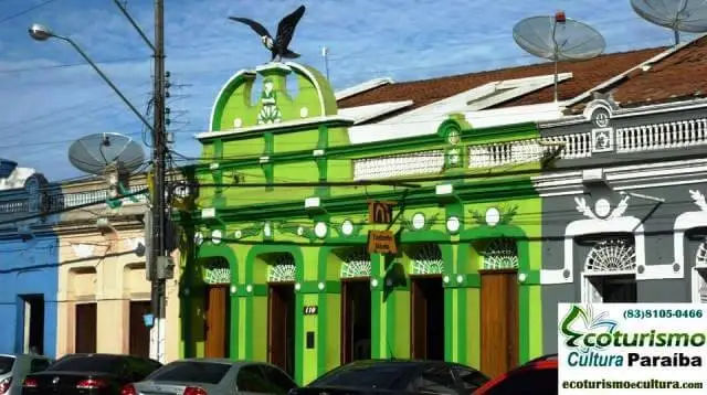 Areia no Brejo: as casas coloridas