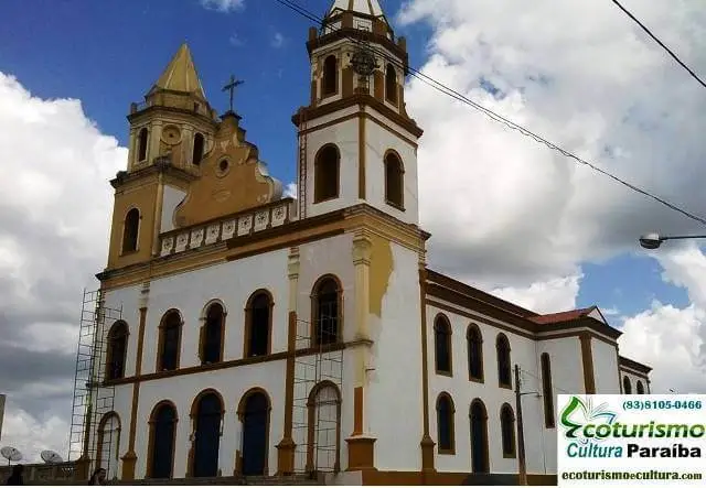 Igreja Nossa Senhora do Livramento: a fachada Igreja Nossa Senhora do Livramento: a fachada