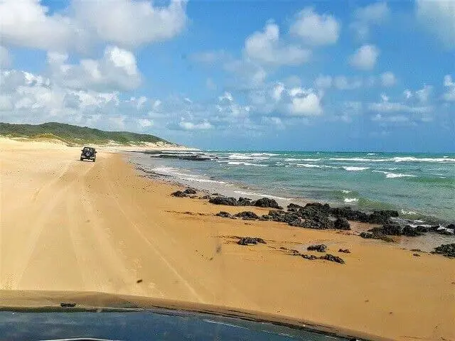 Da Barra de Camaratuba até a Praia de Sagi