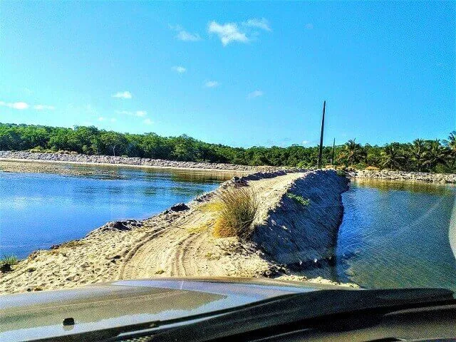 4x4 trails in Barra de Mamanguape: aquaculture