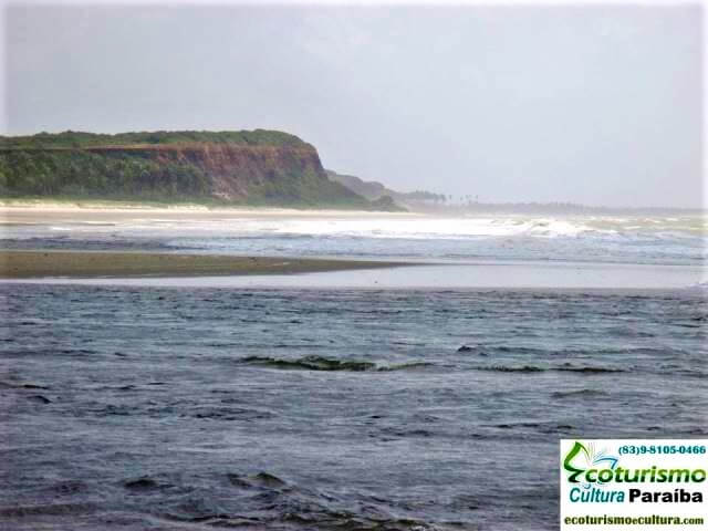 Praias de Lucena: na Barra do Miriri