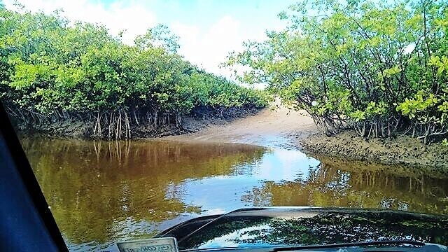 Praias litoral norte Joao Pessoa: trilha de Jipe 4x4