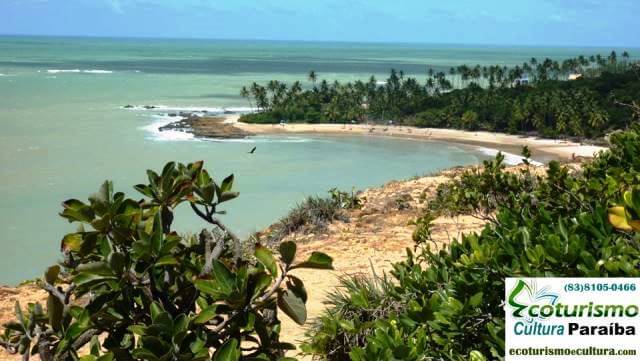 Mirante Dedo de Deus Coqueirinho, litoral sul da Paraiba