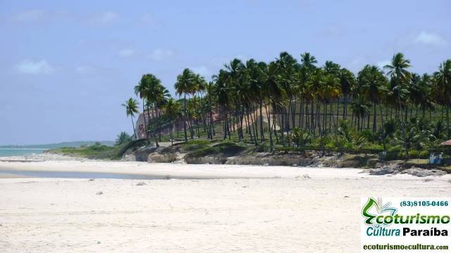 Barra do Grau: encontro do rio Grau com o mar