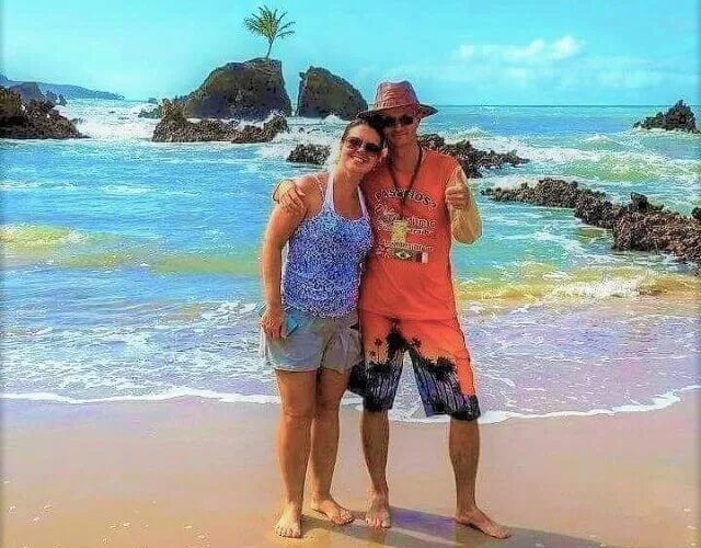 Praia de Tambaba: foto com uma turista